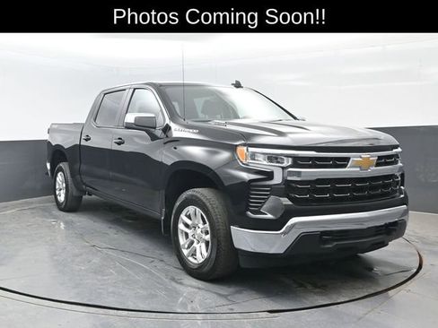 Used 2024 Chevrolet Silverado 1500 LT AWD/4WD image 2