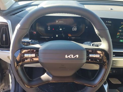 New 2026 Kia Sorento EX FWD image 16