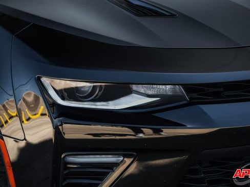 Used 2018 Chevrolet Camaro SS image 45