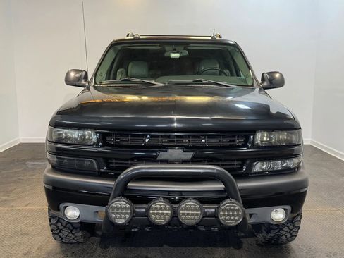 Used 2005 Chevrolet Tahoe Z71 w/ Preferred Equipment Group AWD/4WD image 2