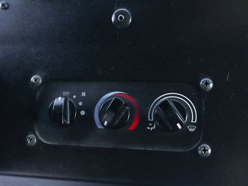 Used 2019 Ford E-450 and Econoline 450 Super Duty image 24