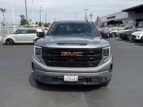 Used 2023 GMC Sierra 1500 Elevation w/ Elevation Premium Package RWD image 2