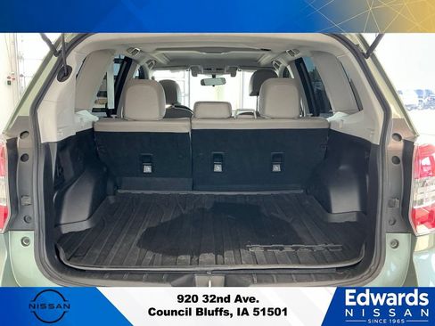 Used 2015 Subaru Forester 2.5i Limited AWD/4WD image 8