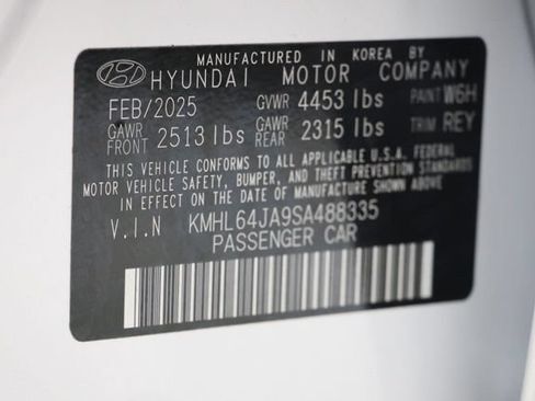 Used 2025 Hyundai Sonata SEL FWD image 32