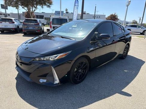 Used 2020 Toyota Prius Prime LE w/ Carpet Mat Package FWD image 3