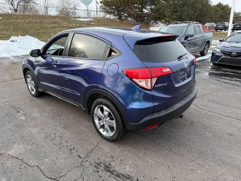 Certified 2017 Honda HR-V EX image 2