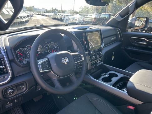 New 2026 RAM 1500 4x4 Crew Cab image 13