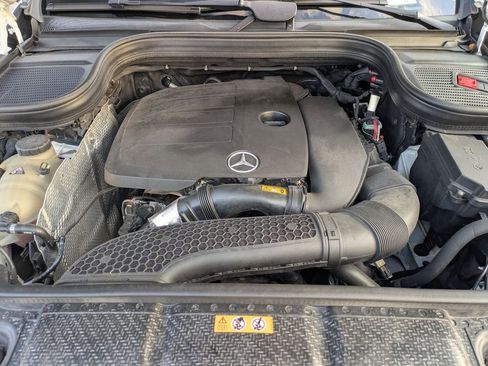 Used 2022 Mercedes-Benz GLE 350 w/ AMG Line Exterior image 9