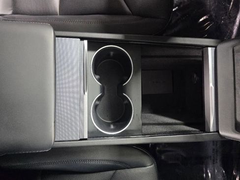 Used 2024 Tesla Model 3 Standard Range image 14