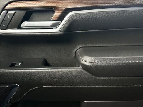 Used 2023 Chevrolet Silverado 1500 RST w/ Z71 Off-Road Package image 20