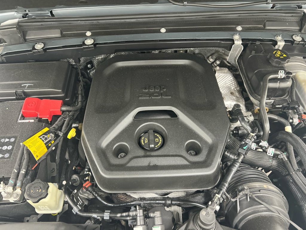 Used 2024 Jeep Wrangler Unlimited Sahara AWD/4WD image 23