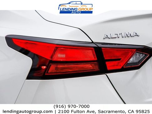 Used 2022 Nissan Altima 2.5 SR image 8