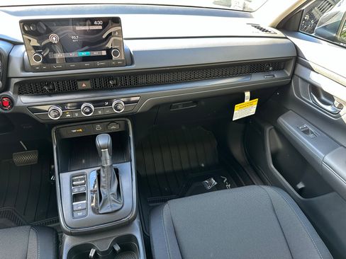 Certified 2025 Honda CR-V LX image 18