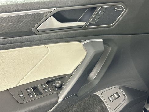 Used 2020 Volkswagen Tiguan SEL Premium R-Line image 17