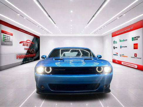 Used 2016 Dodge Challenger R/T Scat Pack w/ Leather Interior Group image 2