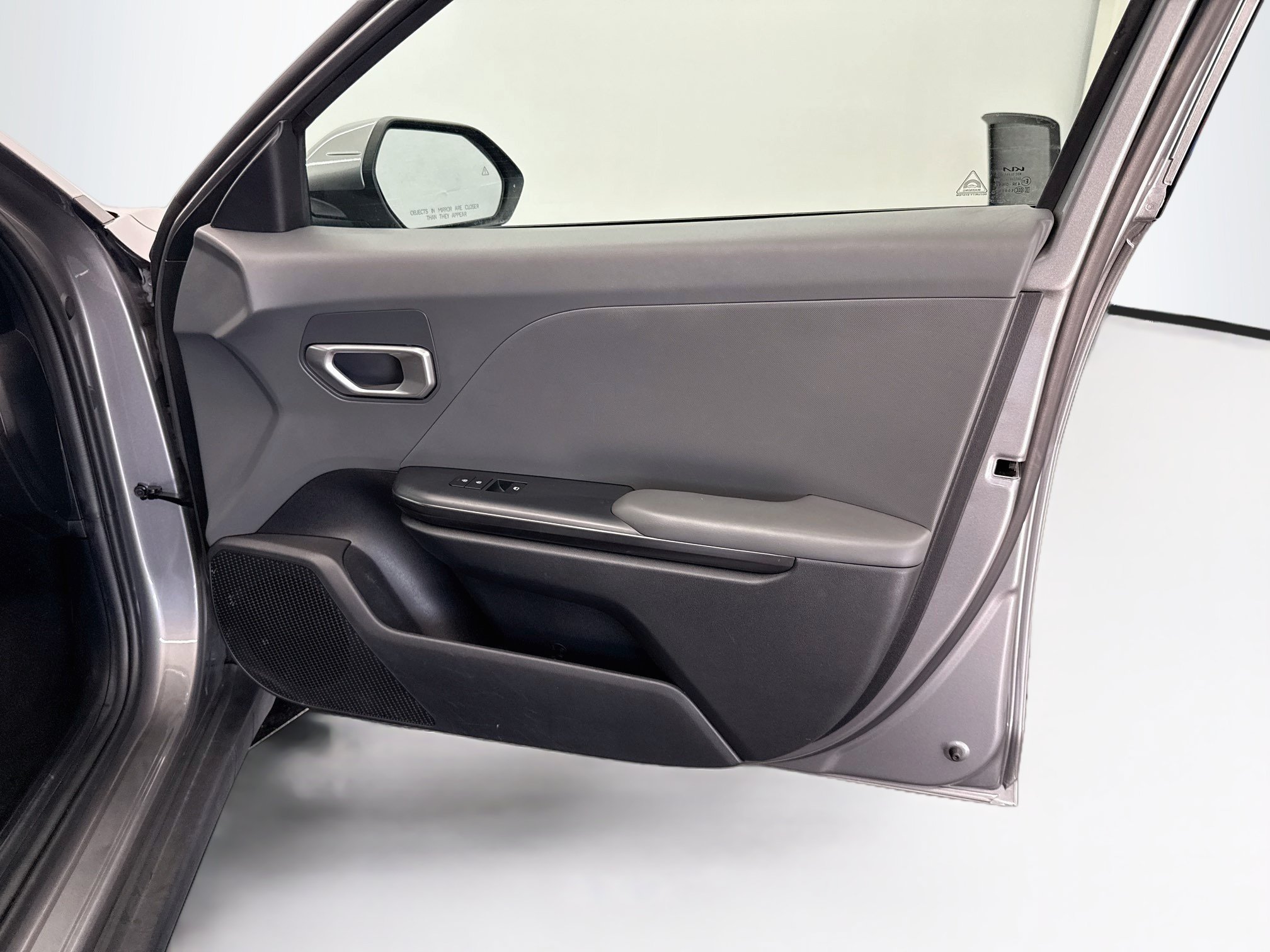 Used 2025 Kia K4 FWD image 32