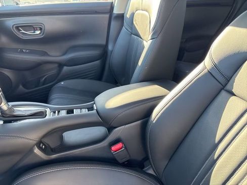 New 2026 Honda HR-V EX-L image 17