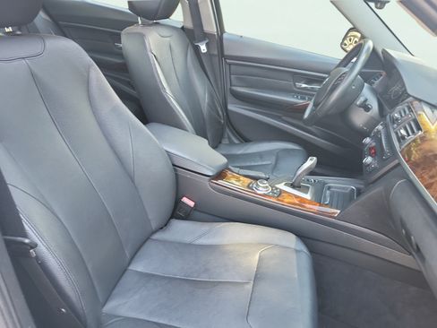 Used 2013 BMW 328i xDrive Sedan AWD/4WD image 15
