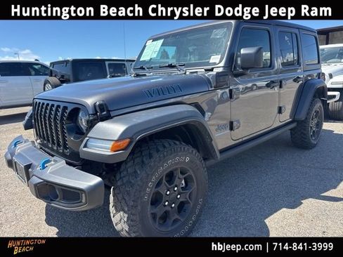 Used 2023 Jeep Wrangler Unlimited w/ Cold Weather Group AWD/4WD image 1