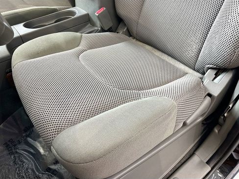 Used 2019 Nissan Frontier SV RWD image 18