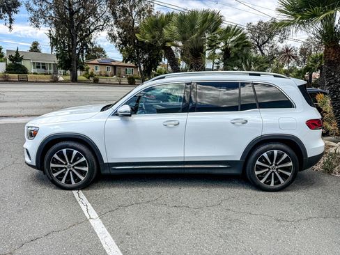 Used 2022 Mercedes-Benz GLB 250 4MATIC image 14