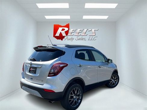 Used 2018 Buick Encore Sport Touring AWD/4WD image 7