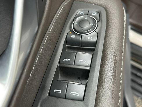 Used 2022 GMC Yukon Denali w/ Max Trailering Package image 23