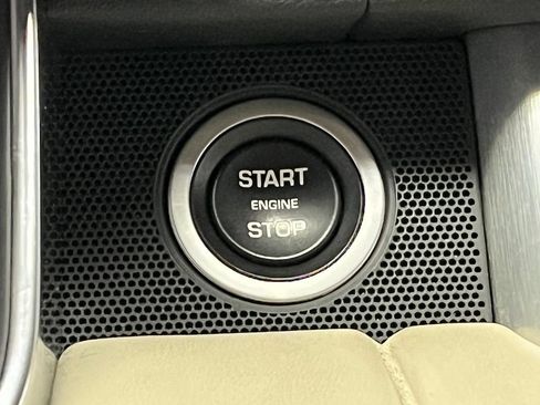 Used 2018 Land Rover Range Rover HSE AWD/4WD image 15
