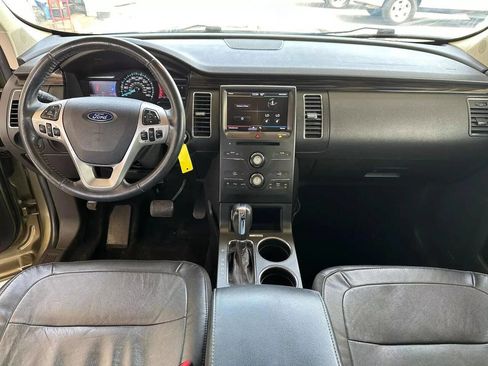 Used 2013 Ford Flex SEL image 16