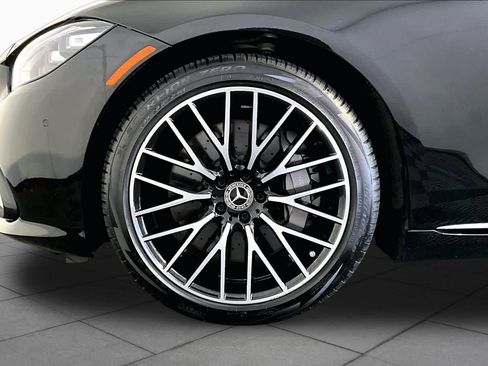 Used 2023 Mercedes-Benz S 500 4MATIC image 11