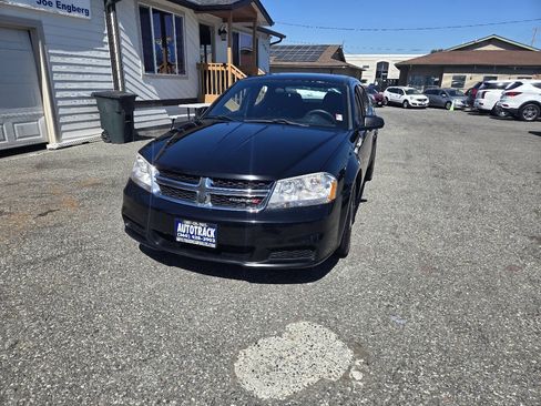 Used 2012 Dodge Avenger SE FWD image 3
