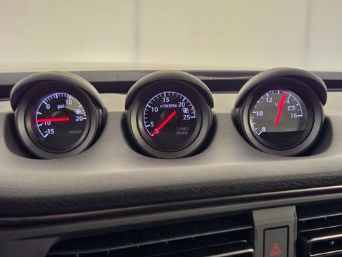 Used 2025 Nissan Z Performance w/ Floor Mat Package RWD image 21