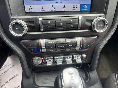Used 2019 Ford Mustang GT Premium RWD image 30