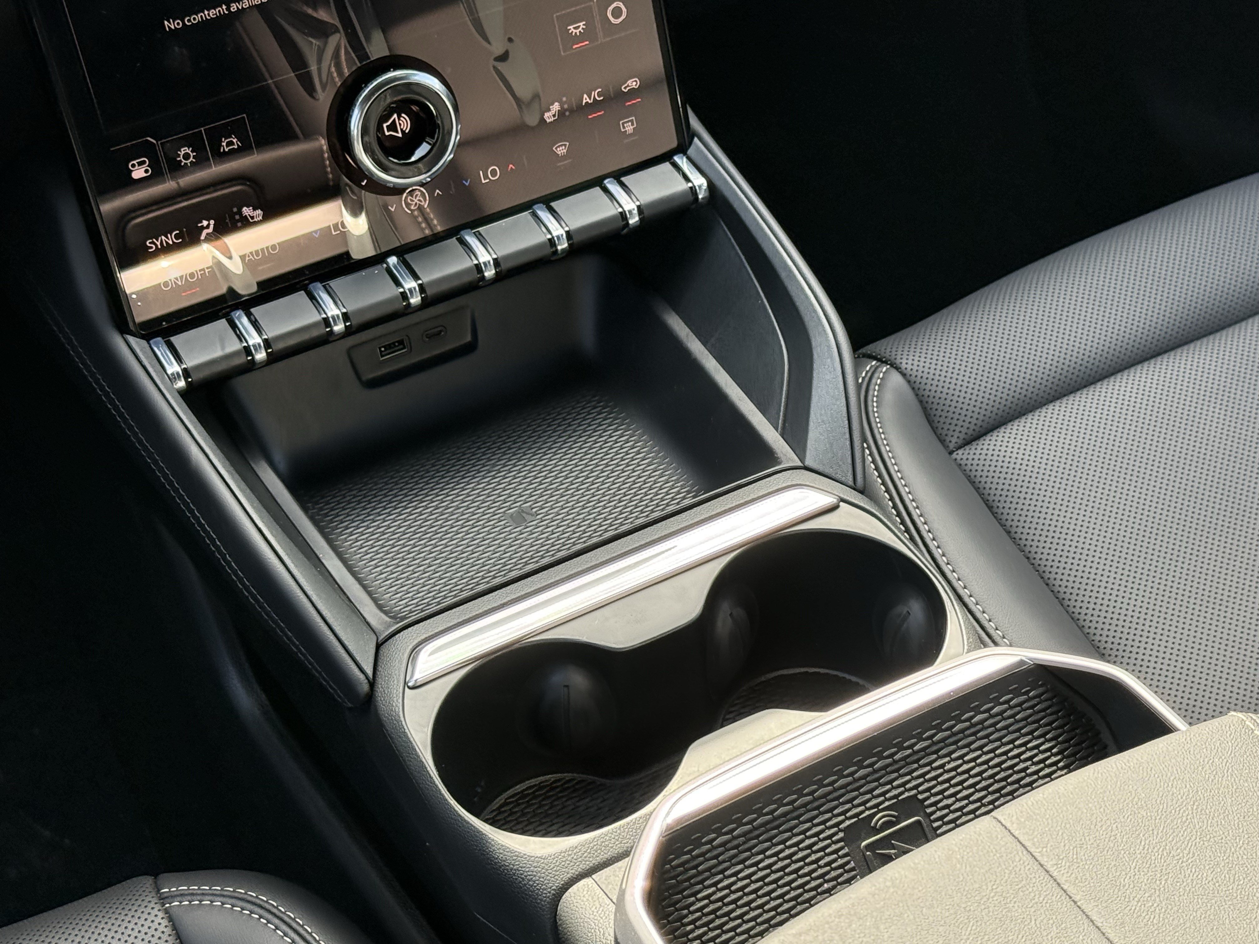 New 2027 GMC Terrain Elevation w/ Elevation Premium Package FWD image 15