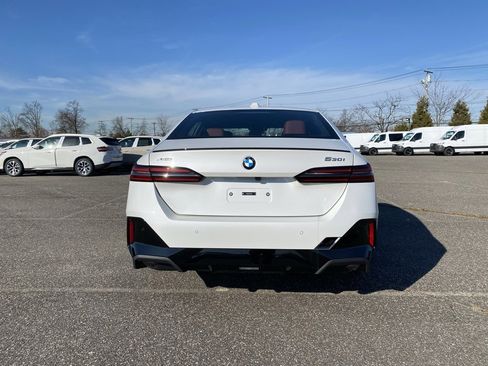 New 2026 BMW 530i xDrive image 3