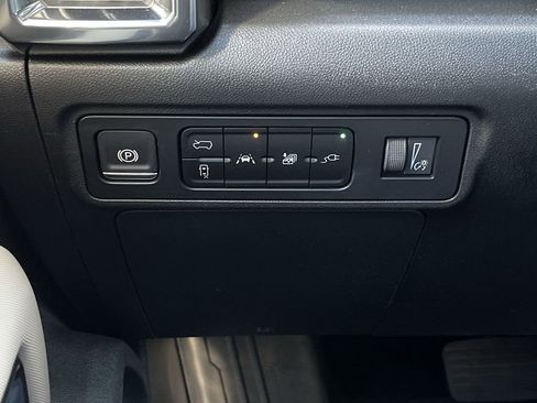 New 2026 GMC Hummer EV SUV image 17