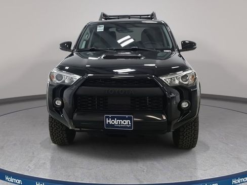 Used 2021 Toyota 4Runner Venture w/ Moonroof Package image 3