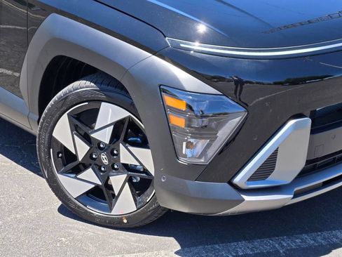 New 2026 Hyundai Kona Limited FWD image 9