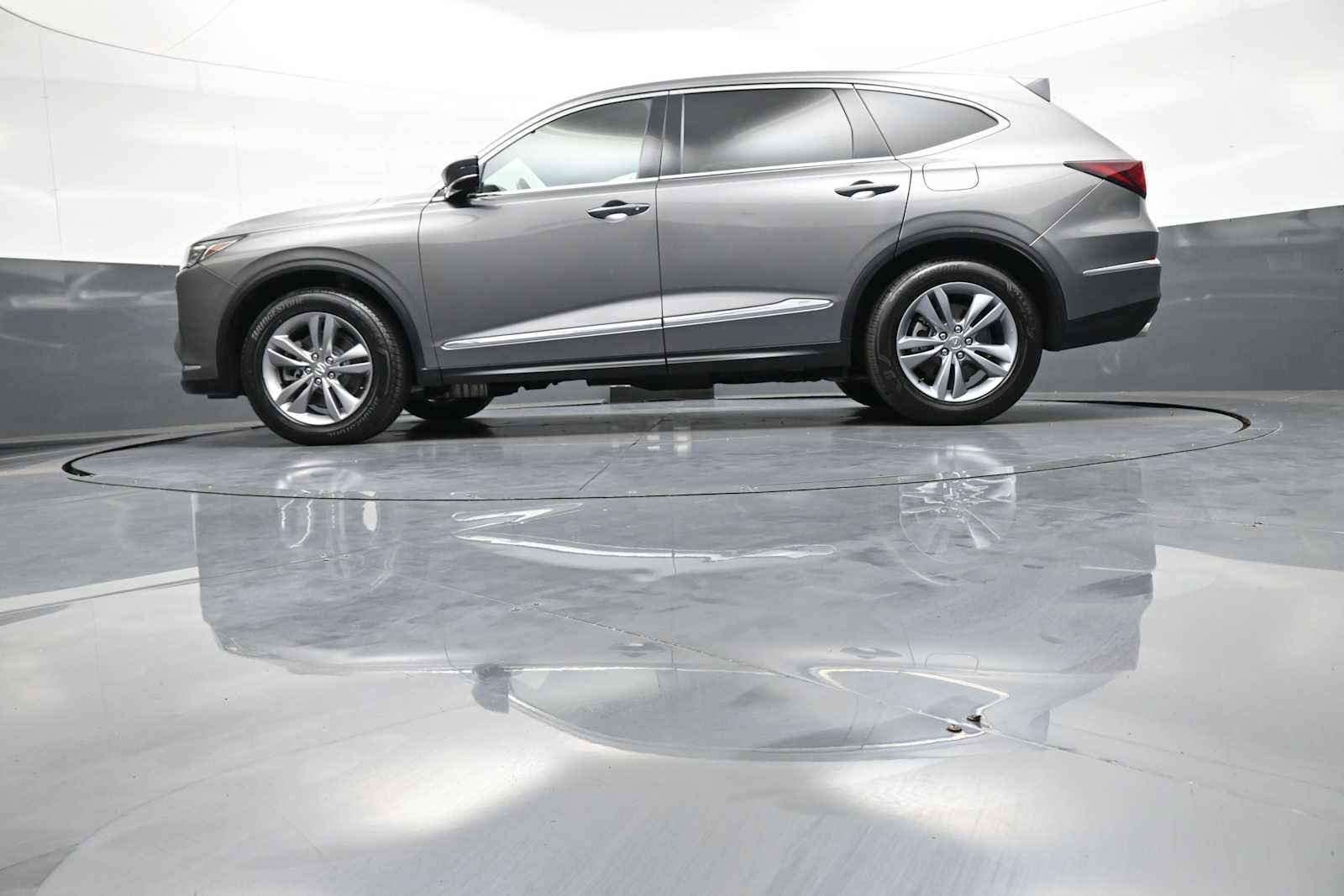 Used 2024 Acura MDX SH-AWD image 36