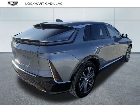Certified 2024 Cadillac Lyriq Luxury image 3