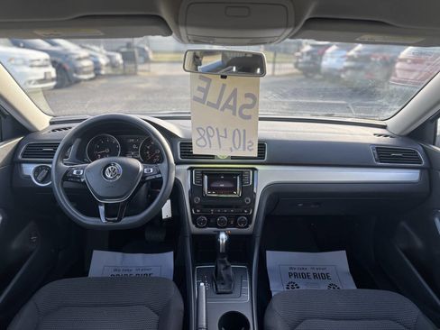 Used 2016 Volkswagen Passat 1.8T S w/ Lighting Package (P06) image 12