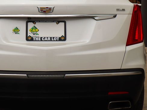 Used 2019 Cadillac XT5 FWD image 20