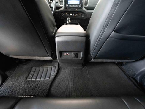 Used 2023 Nissan Frontier SV w/ SV Premium Package AWD/4WD image 22