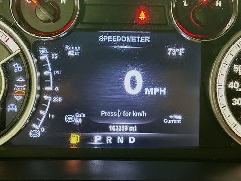 Used 2017 RAM 5500 Laramie image 15