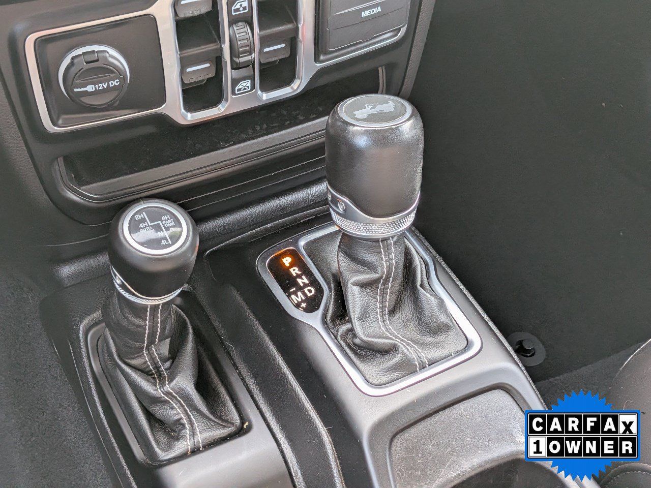 Used 2023 Jeep Wrangler Unlimited Sahara AWD/4WD image 20