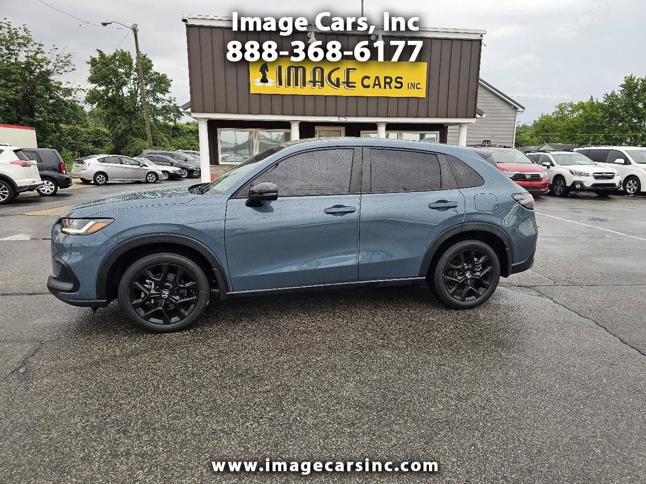 Used 2023 Honda HR-V Sport image 1