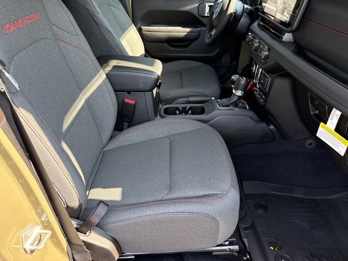 New 2025 Jeep Wrangler Rubicon w/ XTREMEE 35" Tire Package image 14