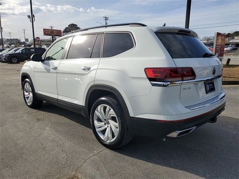 Certified 2023 Volkswagen Atlas SE w/ Panoramic Sunroof Package image 6
