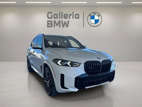 New 2026 BMW X5 sDrive40i w/ M Sport Package image 3