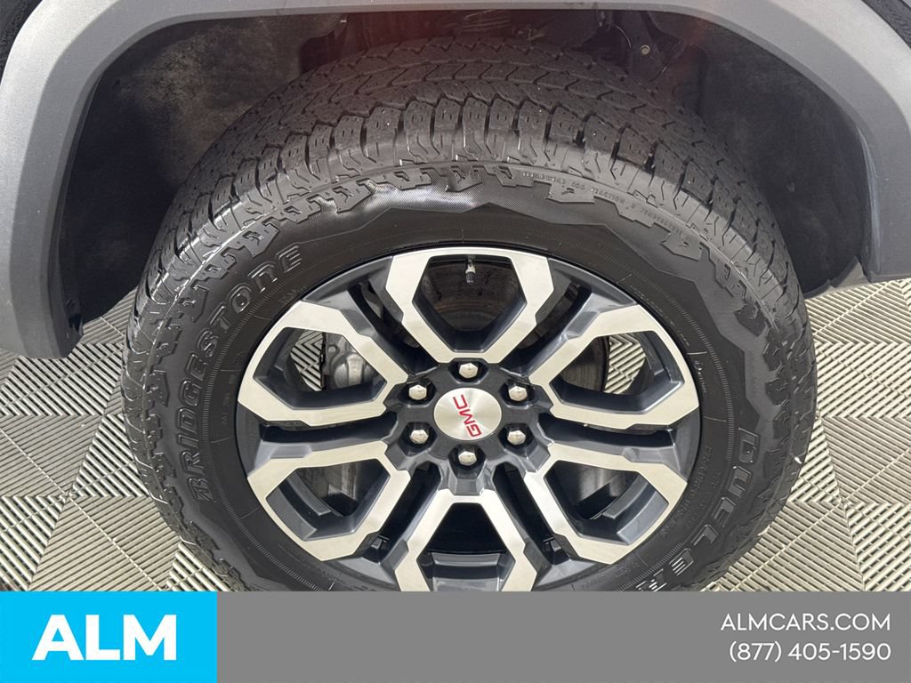 Used 2024 GMC Canyon AT4 w/ Technology Package AWD/4WD image 15